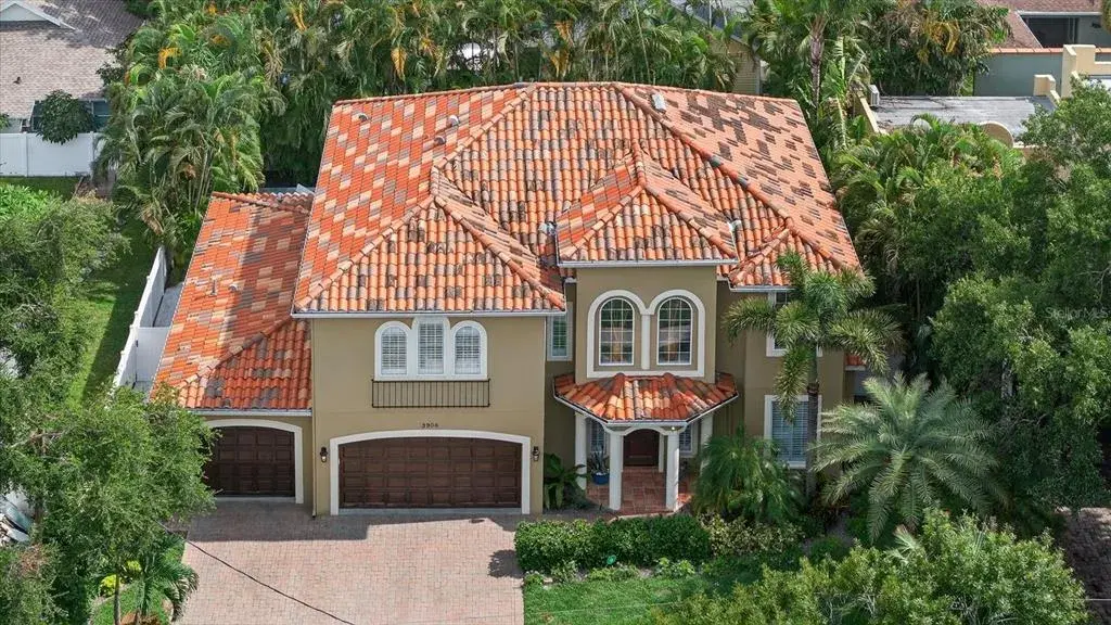 Property for sale at 3904 W SANTIAGO STREET, TAMPA, FL, 33629