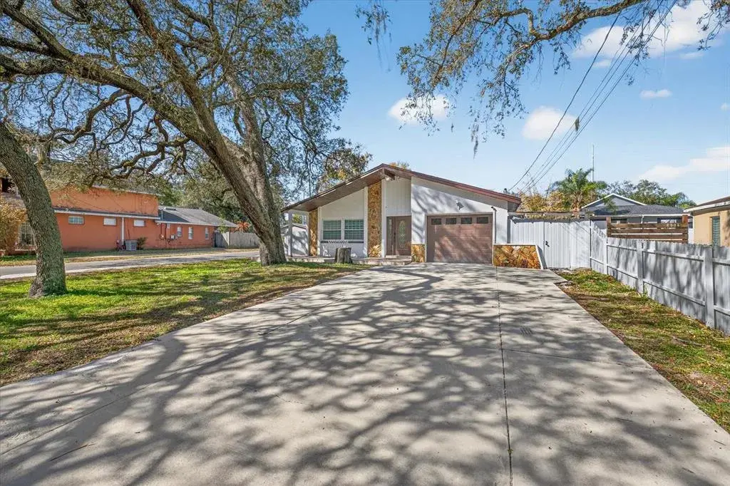 Property for sale at 8902 N HAMNER AVENUE, TAMPA, FL, 33604