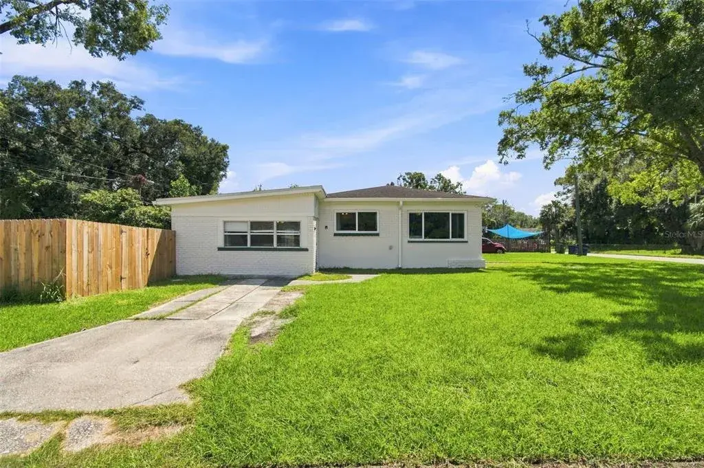 Property for sale at 2002 E HAMILTON AVENUE, TAMPA, FL, 33610