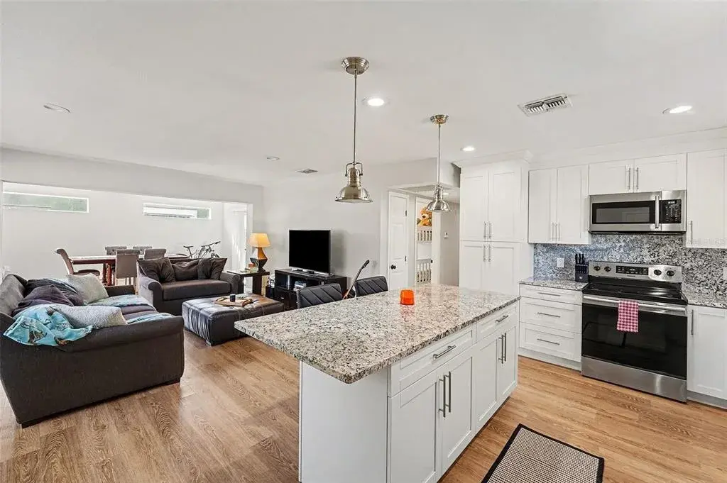 Property for sale at 6504 N 21ST STREET, TAMPA, FL, 33610