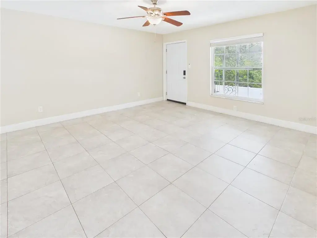Property for sale at 2800 E 113TH AVENUE UNIT 213, TAMPA, FL, 33612
