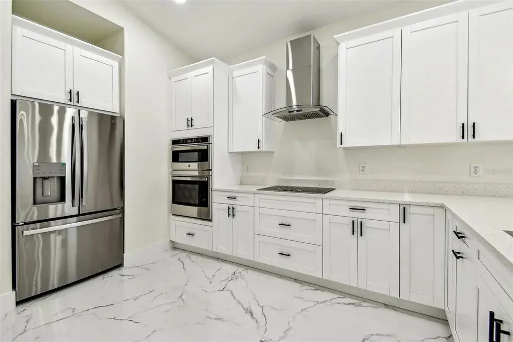 Property for sale at 7012 N WILLOW AVENUE, TAMPA, FL, 33604