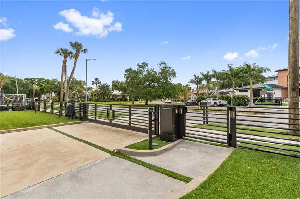 Electronic Front Gate