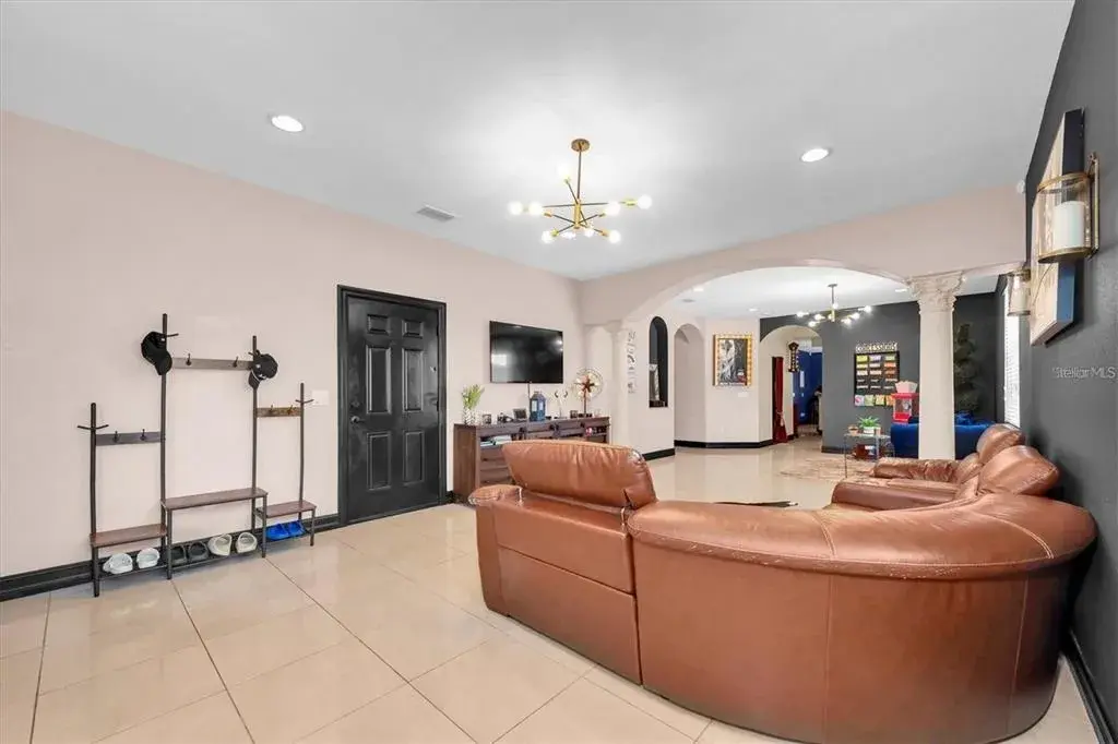 Property for sale at 8930 N NEWPORT AVENUE, TAMPA, FL, 33604