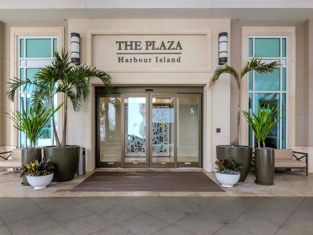 Property for sale at 450 KNIGHTS RUN AVENUE UNIT 1501, TAMPA, FL, 33602