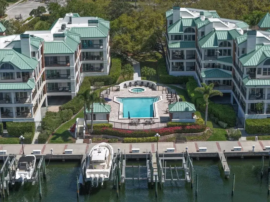 Property for sale at 947 SEDDON COVE WAY UNIT 947, TAMPA, FL, 33602