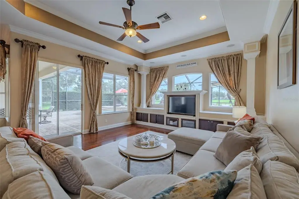 Property for sale at 8016 CYPRESS CROSSING COURT, TAMPA, FL, 33647