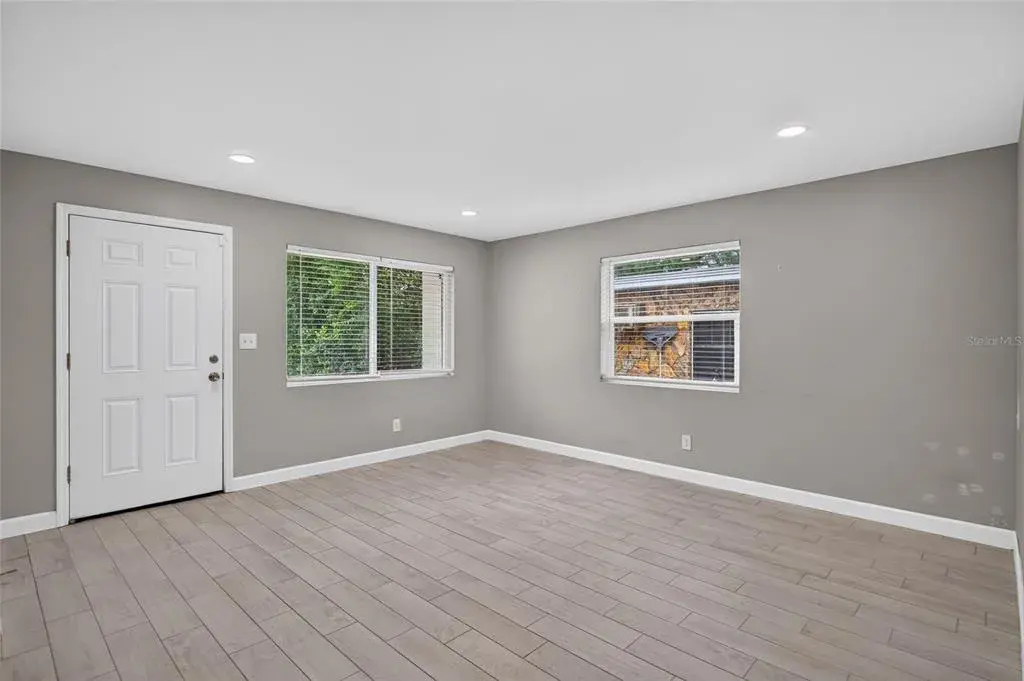 Property for sale at 1610 N LOIS AVENUE, TAMPA, FL, 33607