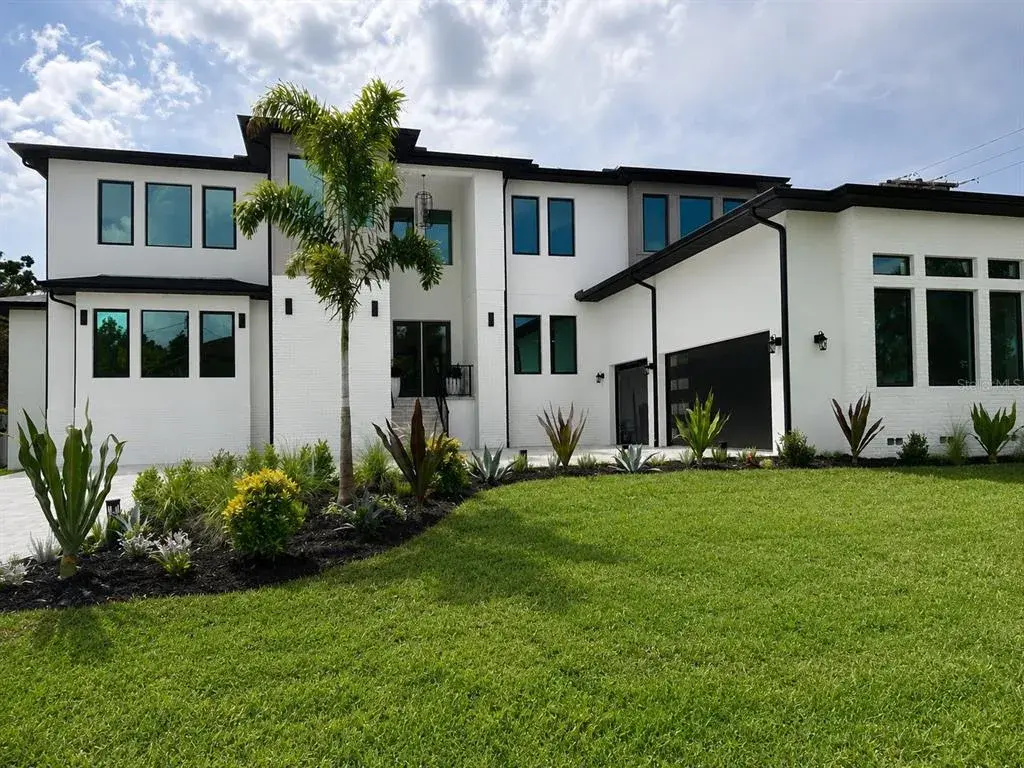 Property for sale at 4706 W SAN CARLOS STREET, TAMPA, FL, 33629