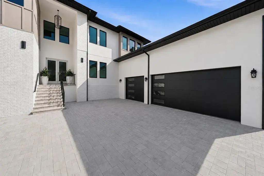 Property for sale at 4706 W SAN CARLOS STREET, TAMPA, FL, 33629