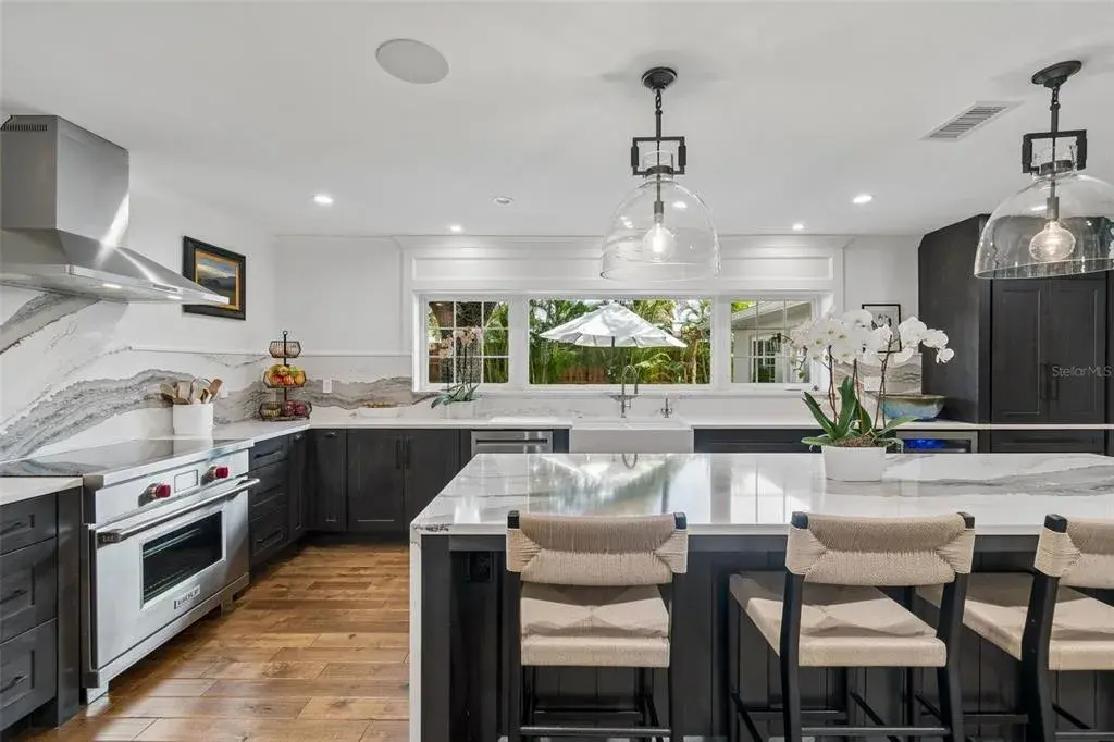 Property for sale at 2807 W FOUNTAIN BOULEVARD, TAMPA, FL, 33609