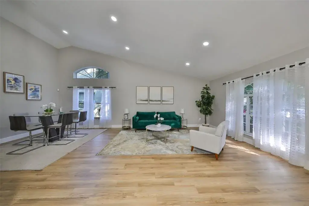 Property for sale at 9309 HAMPSHIRE PARK DRIVE, TAMPA, FL, 33647