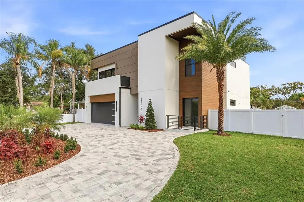 Property for sale at 6907 N BOULEVARD, TAMPA, FL, 33604
