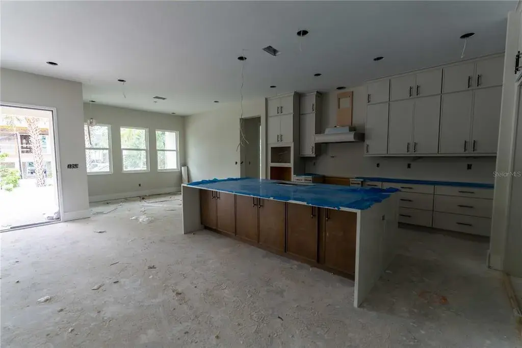 Property for sale at 4906 W ESTRELLA STREET, TAMPA, FL, 33629