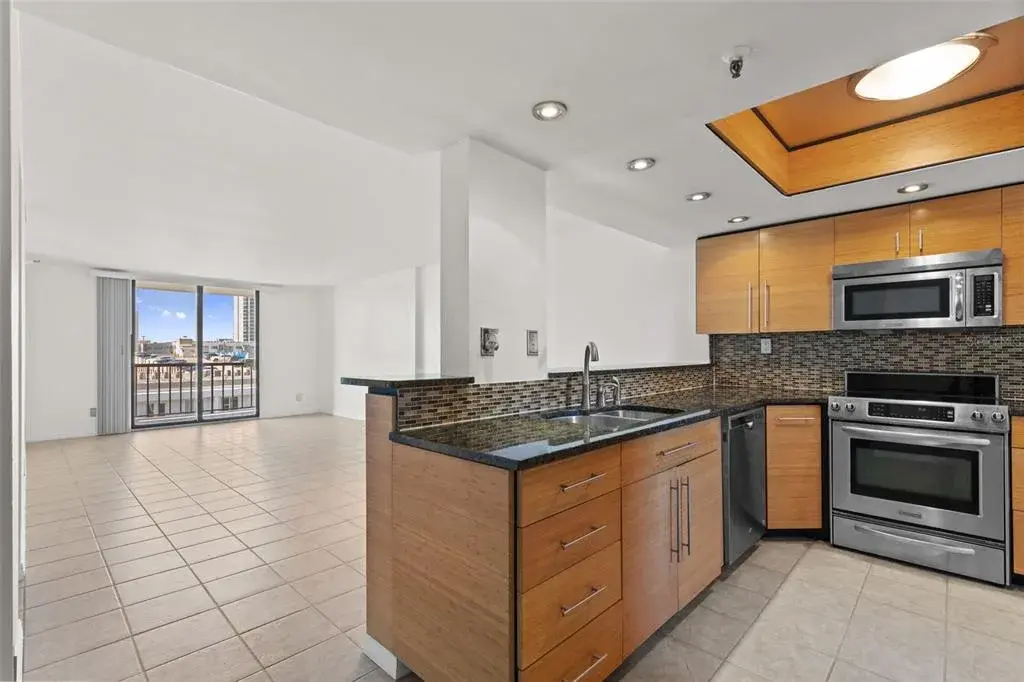Property for sale at 201 W LAUREL STREET UNIT 907, TAMPA, FL, 33602