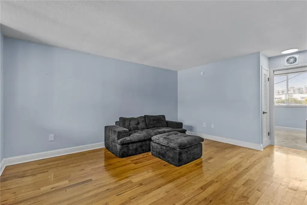 Virtually Staged