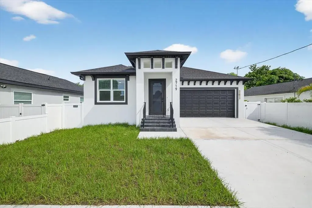 Property for sale at 2719 W SAINT JOHN STREET, TAMPA, FL, 33607