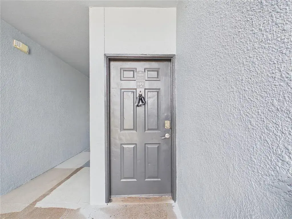 Property for sale at 16305 ENCLAVE VILLAGE DRIVE UNIT 102, TAMPA, FL, 33647