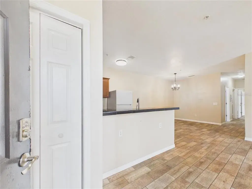 Property for sale at 16305 ENCLAVE VILLAGE DRIVE UNIT 102, TAMPA, FL, 33647