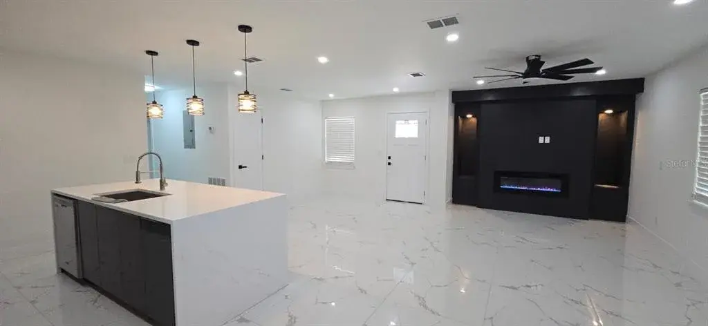 Property for sale at 4112 W WALLACE AVENUE, TAMPA, FL, 33611
