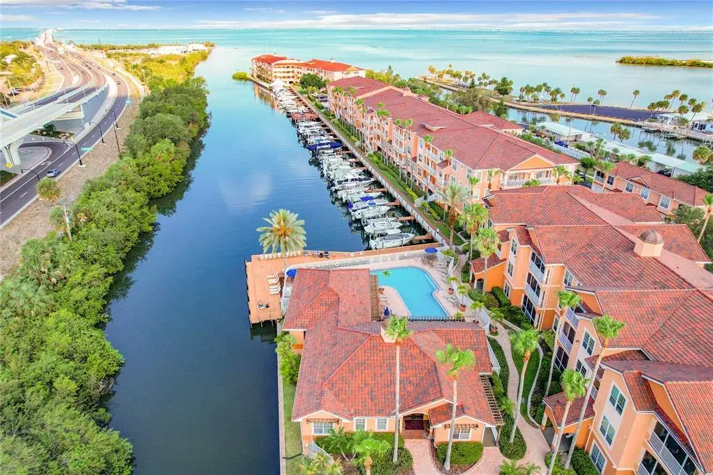 Property for sale at 5000 CULBREATH KEY WAY UNIT 4-306, TAMPA, FL, 33611