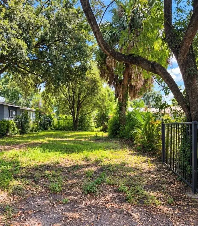 Property for sale at 1517 E LAKE AVENUE, TAMPA, FL, 33610