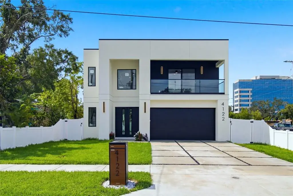 Property for sale at 4122 W NASSAU STREET, TAMPA, FL, 33607