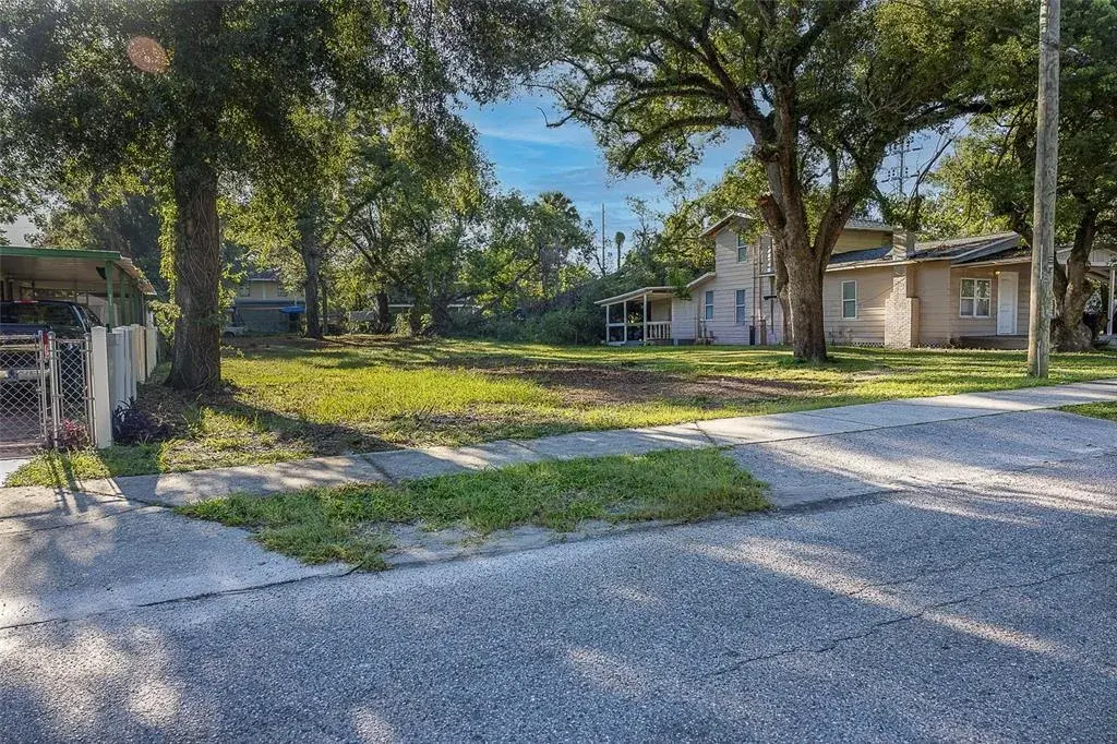 Property for sale at 8409 N MULBERRY STREET, TAMPA, FL, 33604