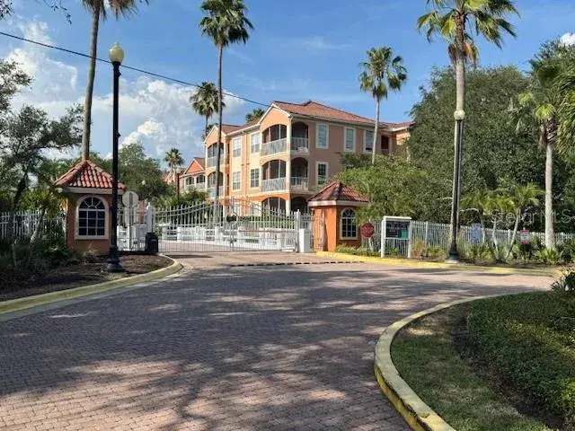 Property for sale at 5000 CULBREATH KEY WAY UNIT 1-219, TAMPA, FL, 33611
