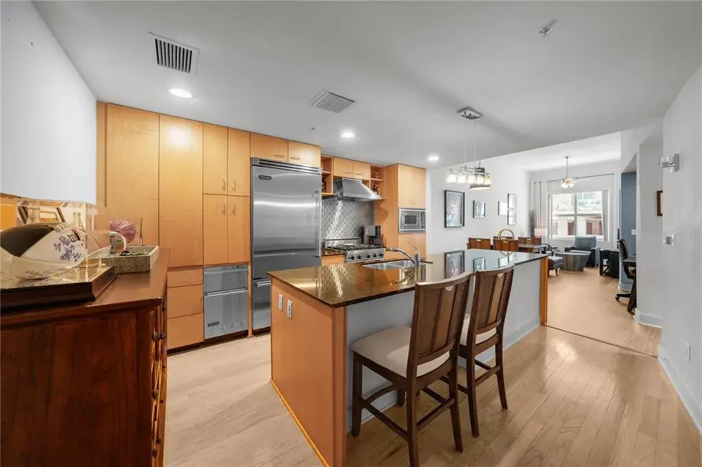 Property for sale at 1120 E KENNEDY BOULEVARD UNIT 827, TAMPA, FL, 33602