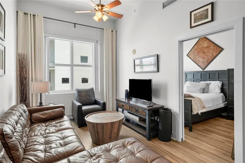 Property for sale at 1120 E KENNEDY BOULEVARD UNIT 827, TAMPA, FL, 33602