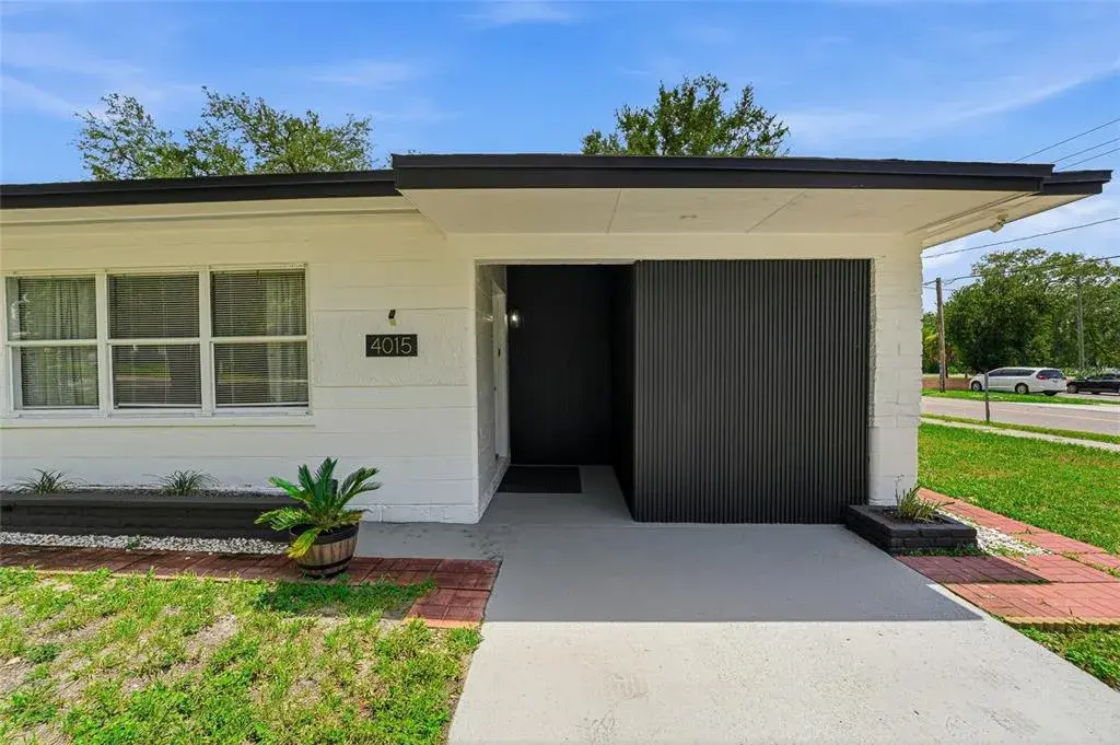 Property for sale at 4015 RIVER HILLS DRIVE, TAMPA, FL, 33617