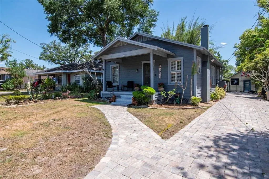 Property for sale at 220 W FERN STREET, TAMPA, FL, 33604