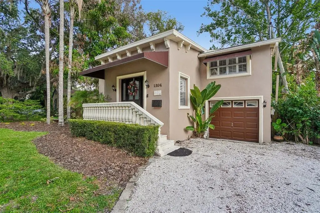 Property for sale at 1204 E PARK CIRCLE, TAMPA, FL, 33604