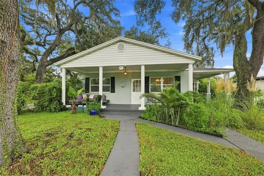 Property for sale at 8911 N HIGHLAND AVENUE, TAMPA, FL, 33604