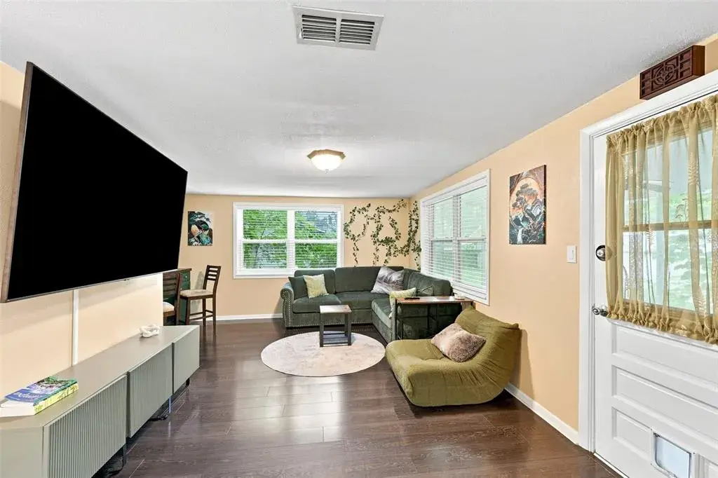 Property for sale at 8911 N HIGHLAND AVENUE, TAMPA, FL, 33604