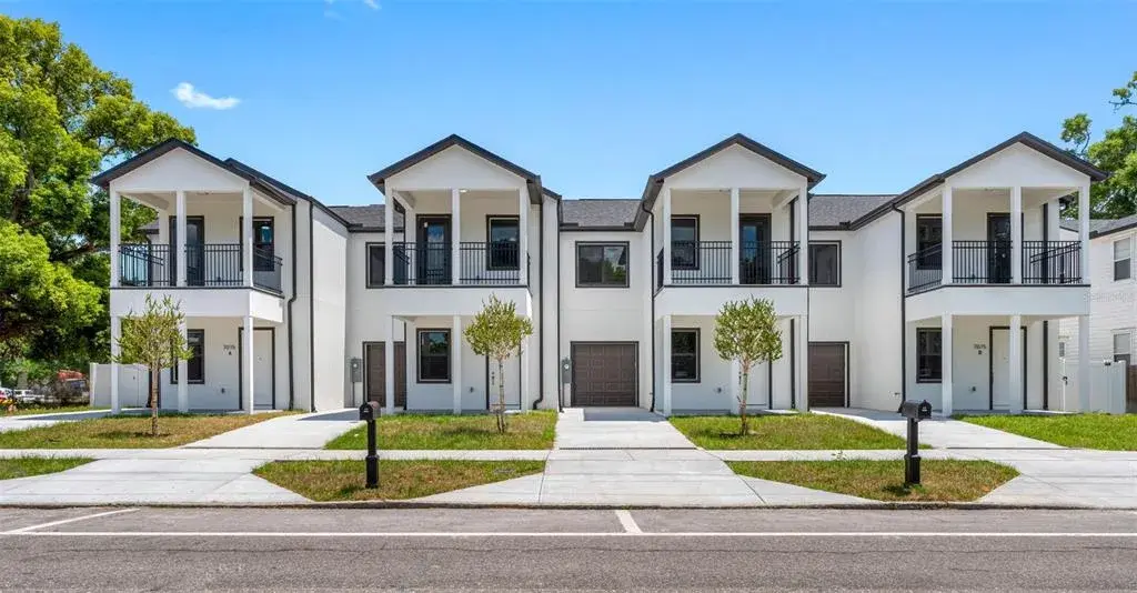 Property for sale at 7015 N CENTRAL AVENUE Unit D, TAMPA, FL, 33604