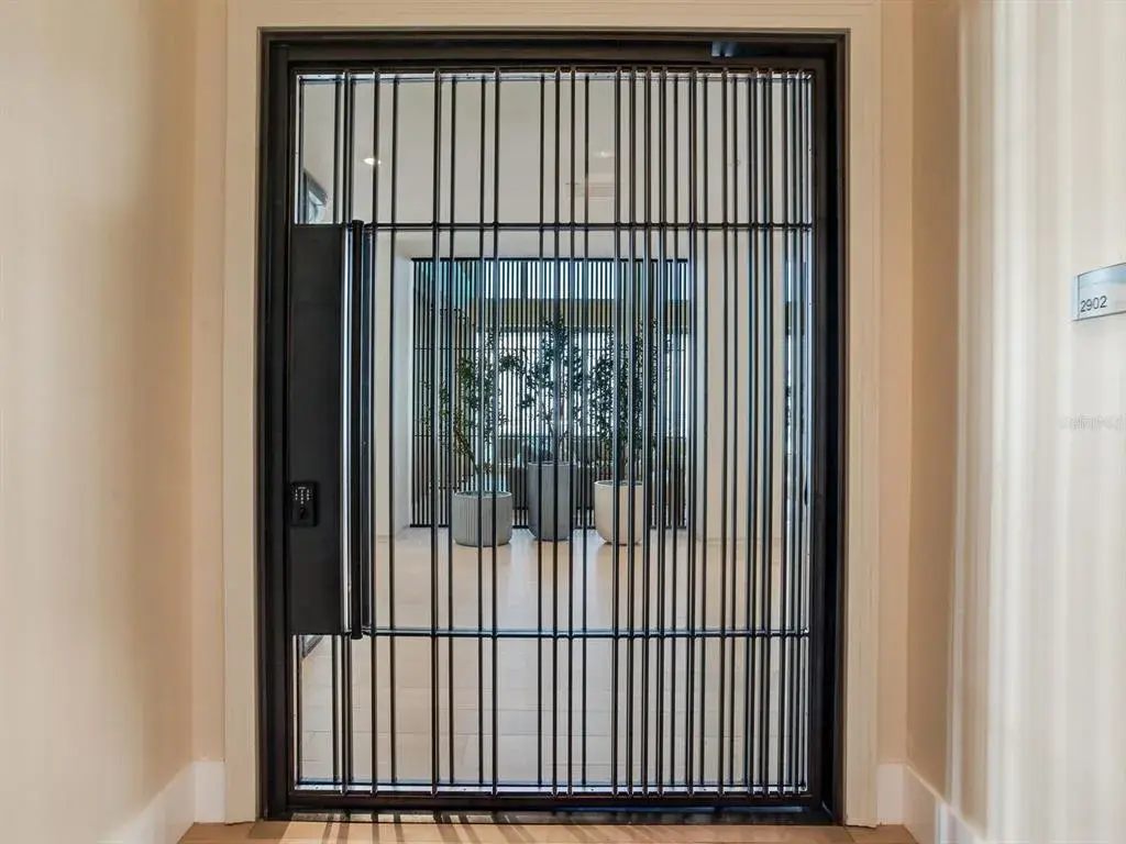 Property for sale at 1209 E CUMBERLAND AVENUE UNIT 2902, TAMPA, FL, 33602