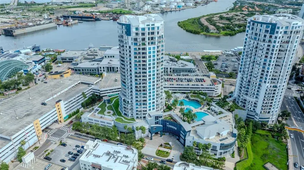 Property for sale at 1209 E CUMBERLAND AVENUE UNIT 2902, TAMPA, FL, 33602