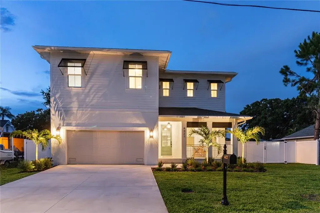 Property for sale at 4421 W BAY COURT AVENUE, TAMPA, FL, 33611