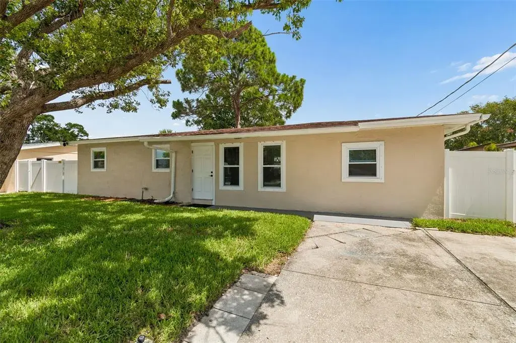 Property for sale at 4417 W FAIRVIEW HEIGHTS, TAMPA, FL, 33616