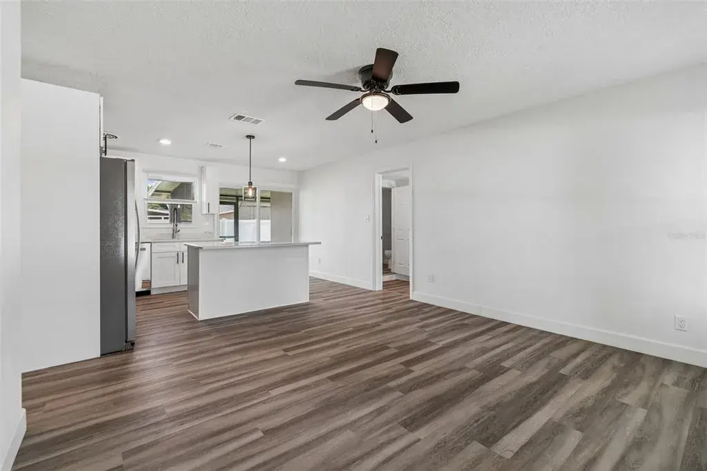 Property for sale at 4417 W FAIRVIEW HEIGHTS, TAMPA, FL, 33616