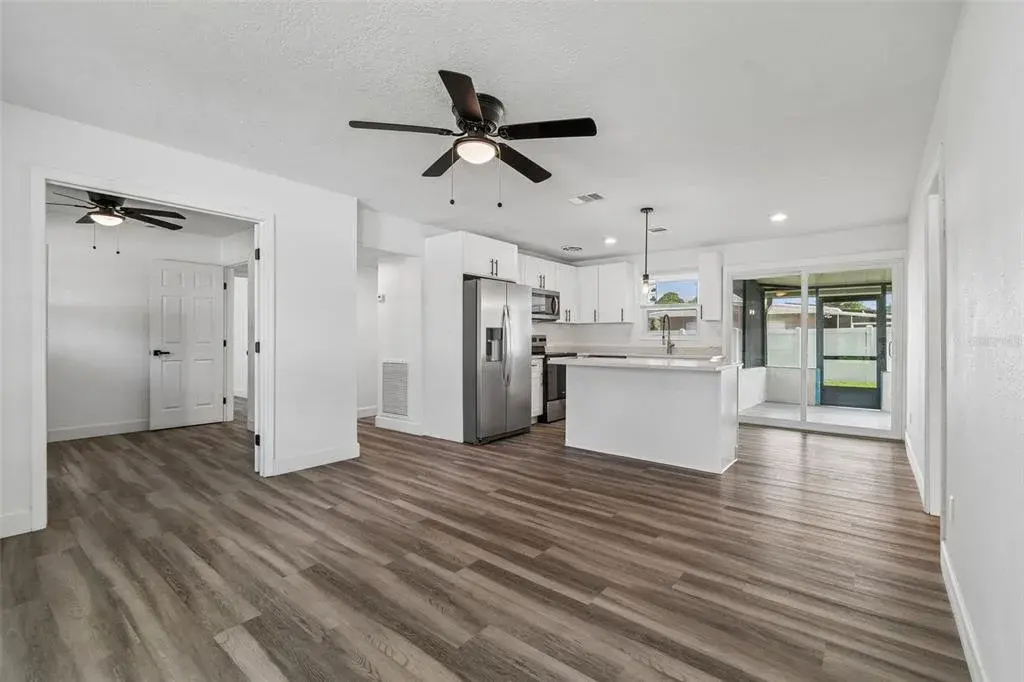 Property for sale at 4417 W FAIRVIEW HEIGHTS, TAMPA, FL, 33616