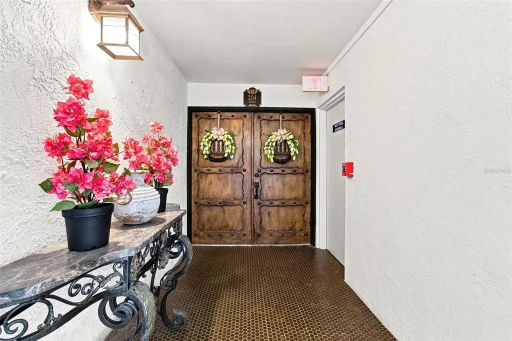 Property for sale at 5700 MARINER STREET UNIT 204W, TAMPA, FL, 33609