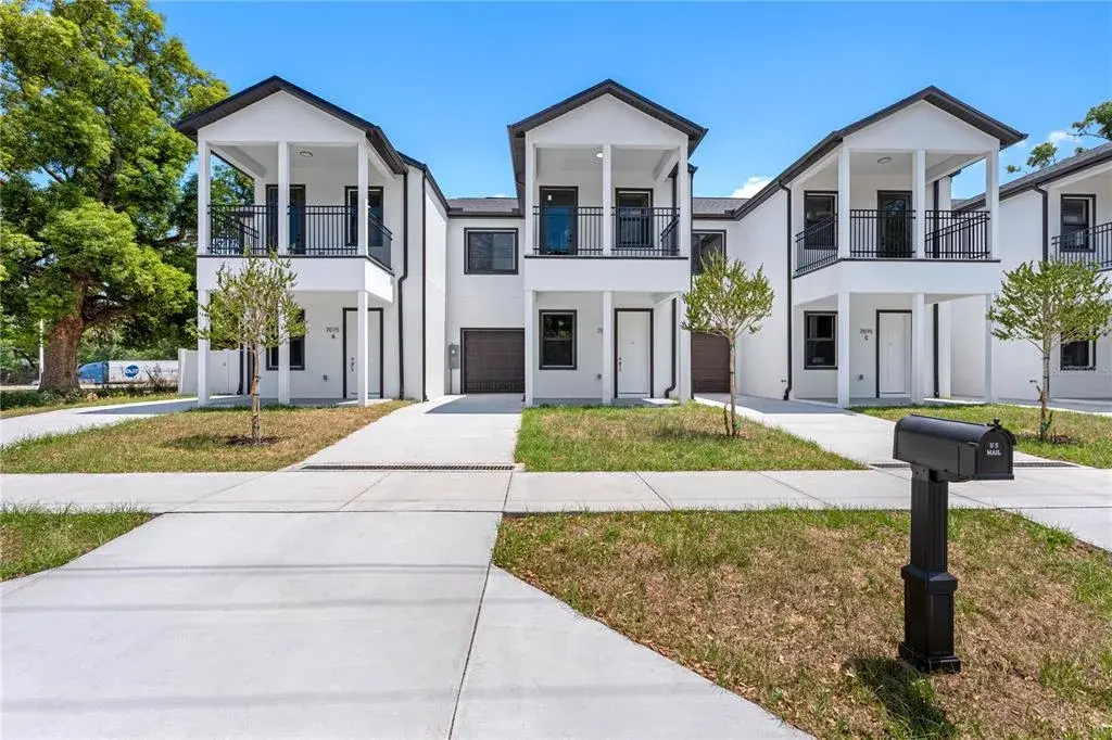 Property for sale at 7015 N CENTRAL AVENUE Unit B, TAMPA, FL, 33604
