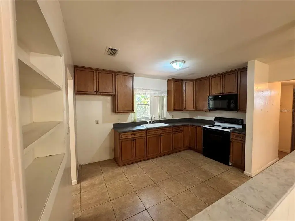 Property for sale at 3608 W LEILA AVENUE, TAMPA, FL, 33611