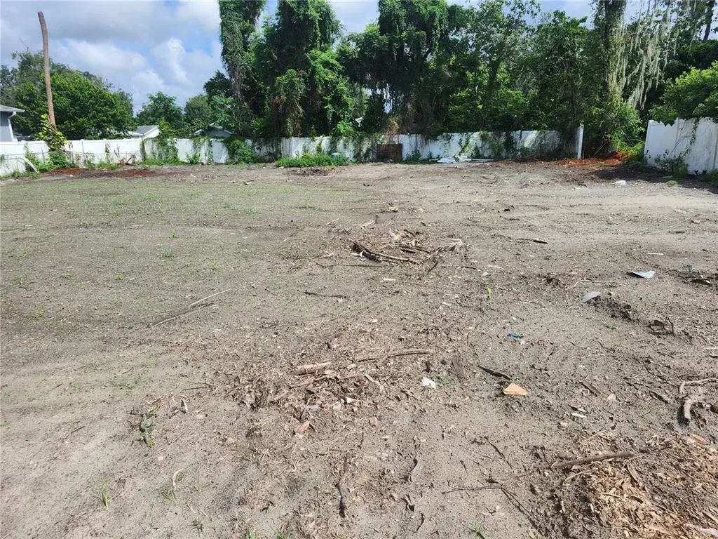 Property for sale at 4324 E GROVE VIEW AVENUE, TAMPA, FL, 33617
