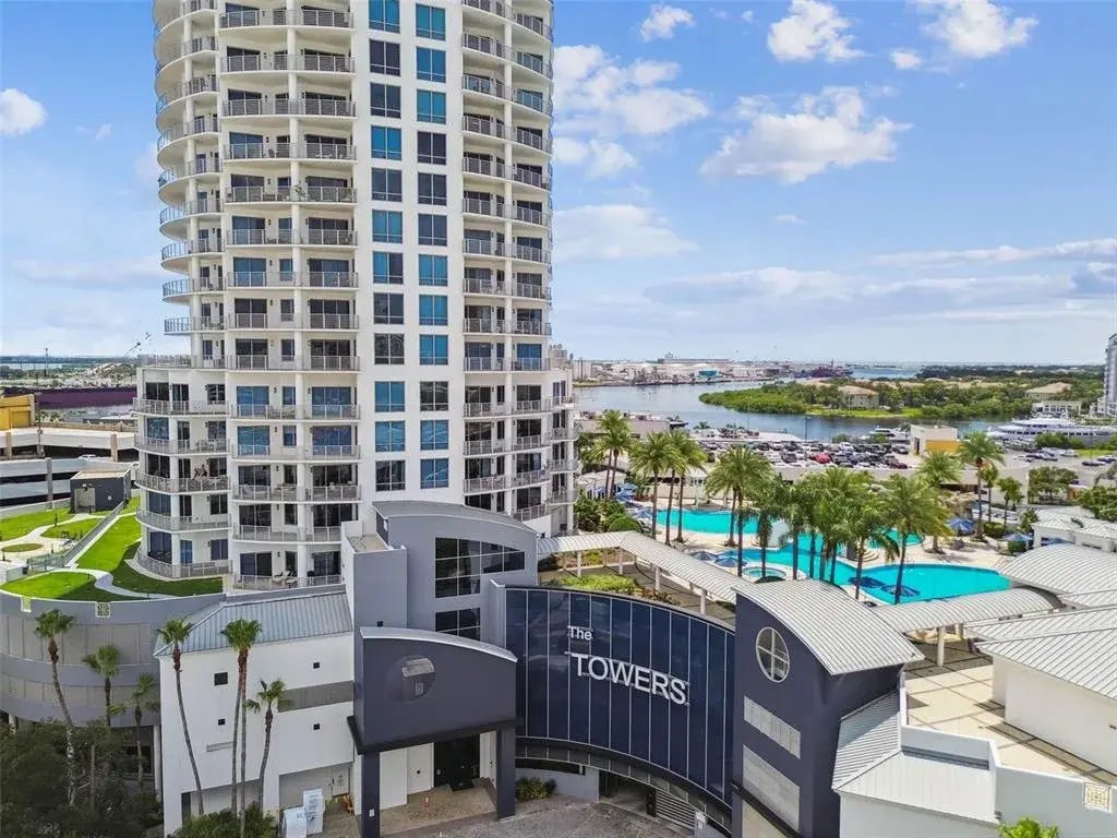 Property for sale at 1209 E CUMBERLAND AVENUE UNIT 504, TAMPA, FL, 33602