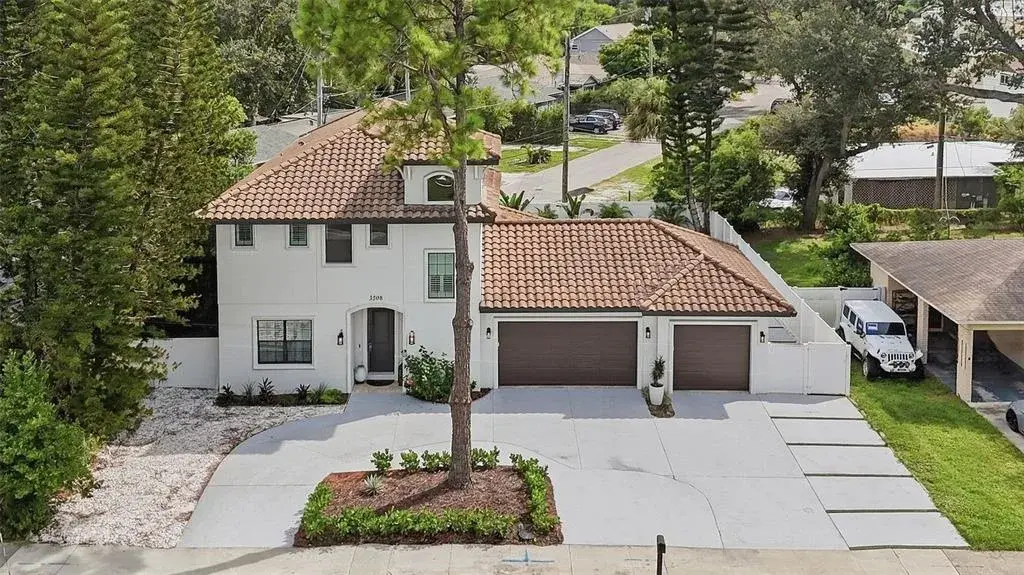 Property for sale at 3508 W EUCLID AVENUE, TAMPA, FL, 33629