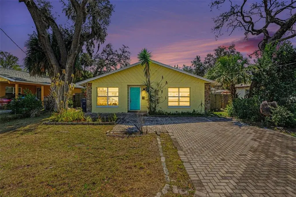 Property for sale at 412 W IDLEWILD AVENUE, TAMPA, FL, 33604